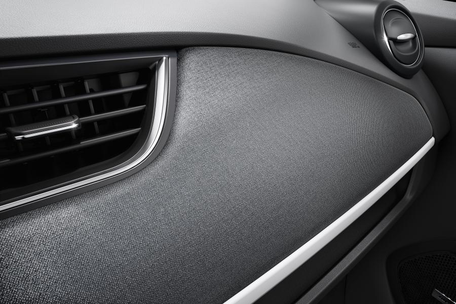 Детали интерьера Renault Zoe 2019 года  (WW) (фото 17 из 40)